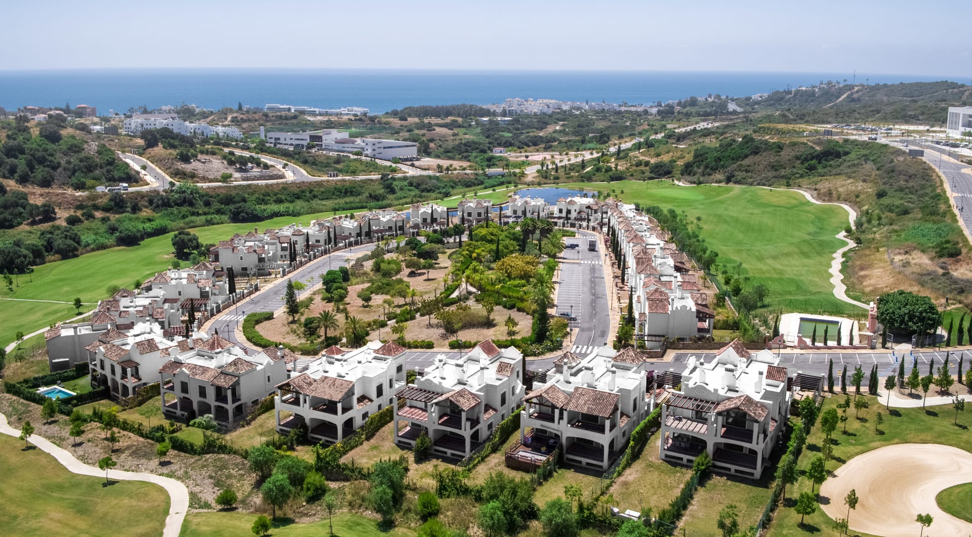 AZATA GOLF VILLAS – Estepona Golf (KEY-READY)